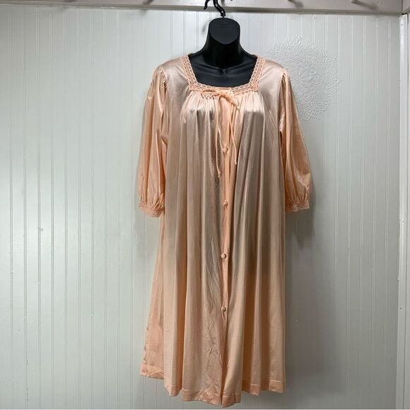 VINTAGE LORRAINE Nightgown house robe - Picture 1 of 6